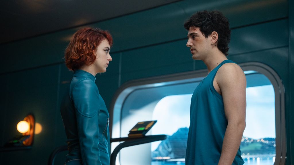 Alicia Falco and Pau Simon in Billionaire's Bunker