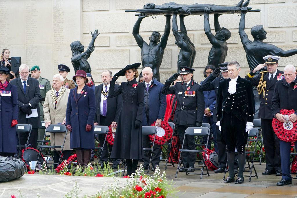 Princess Kate attends the Armistice Day Service of Remembrance