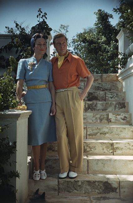 Duke and Duchess of Windsor on steps 1941