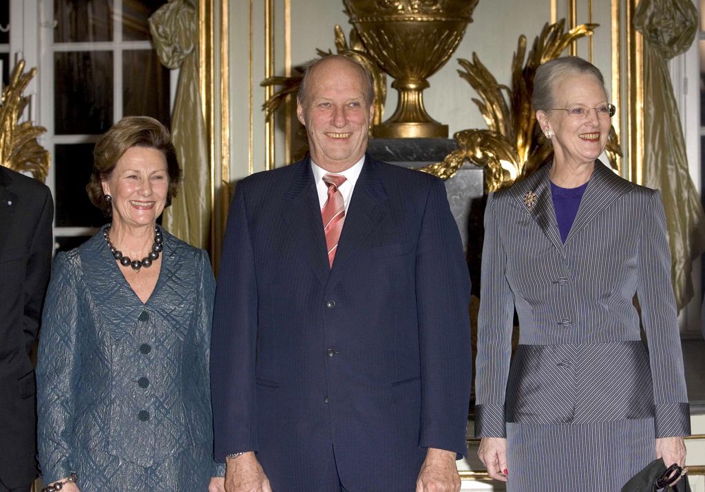 The Norwegian royals will visit the Queen in June