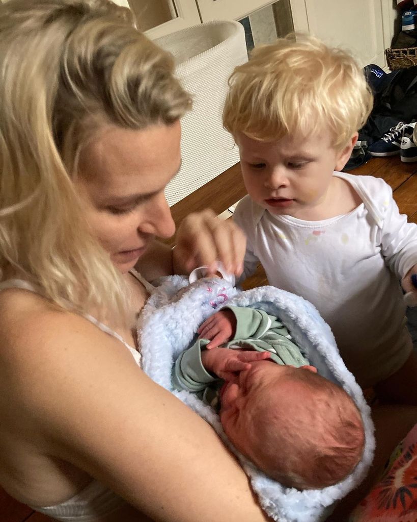 Sara Pascoe introducing her son, Albie