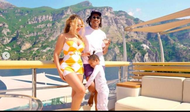 beyonce daughter rumi family vacation photo