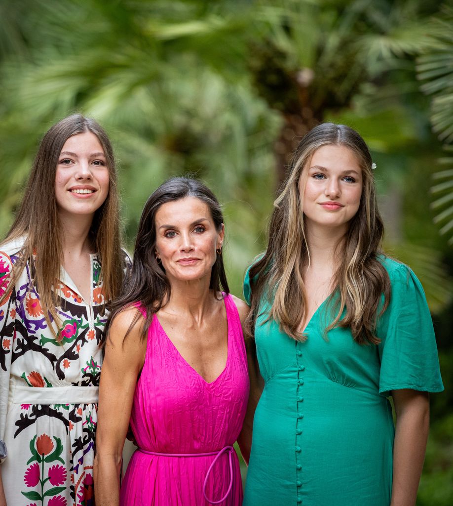Letizia and two daughters