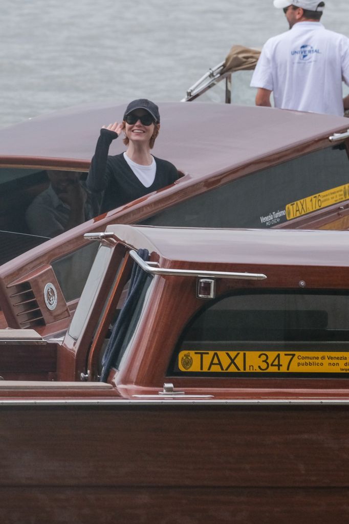 emma stone arrive in venice for film festival