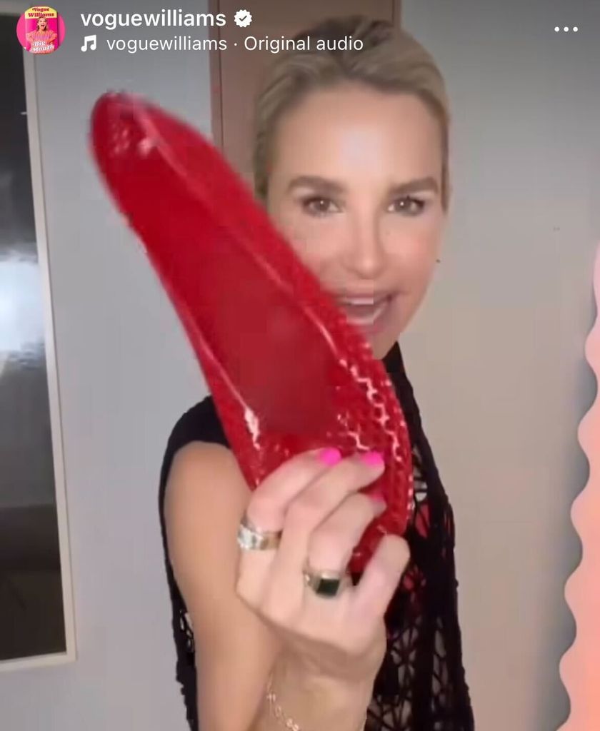 Vogue es un gran admirador de 'zapatos separados'