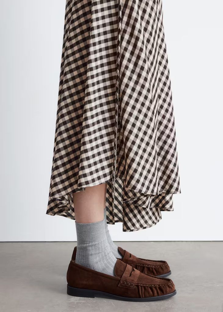 Brown supple loafers