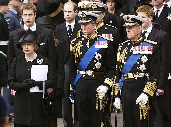 royals mourning bands
