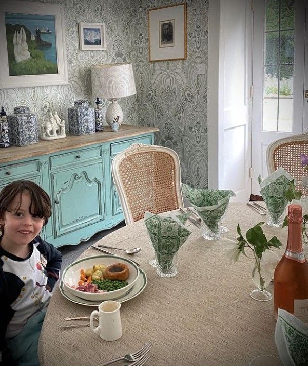 laurence llewelyn bowen dining room a