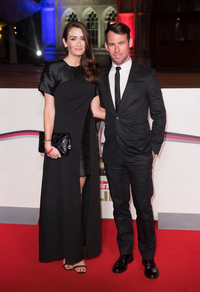 Peeta Todd and Mark Cavendish wear black