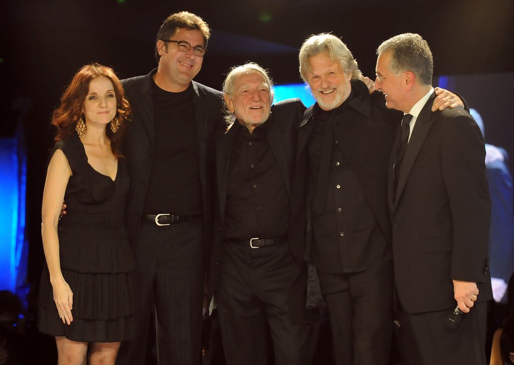 Singers/Songwriters Patty Griffin, Vince Gill, Willie Nelson, Kris Kristofferson and BMI's Del Bryant during the 57th Annual BMI Country Awards in 2009