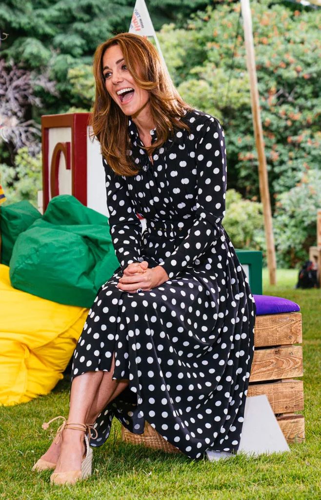 Robe noire à pois Kate Middleton