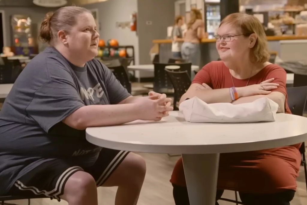 Tammy Slaton (R) with her fiancee Amanda (L)