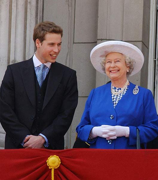 queen trooping colour 2013