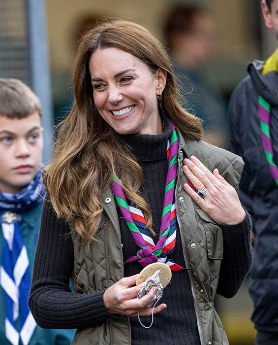 kate middleton giggling scouts