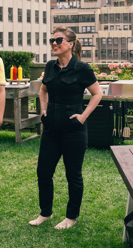 kelly clarkson wearing black denim good american jumpsuit