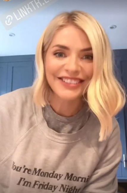 holly willoughby sweatshirt