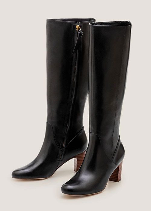 Black leather boots inspired by meghan markle