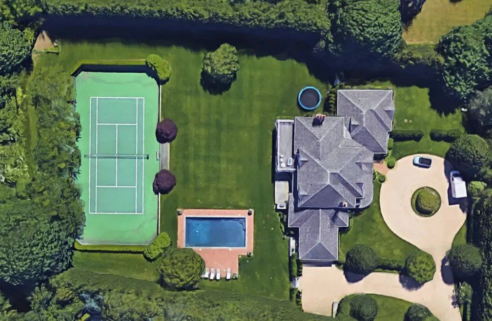 George Stephanopoulos and Ali Wentworth's Hamptons estate
