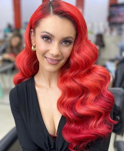 Dianne buswell with Hollywood waves