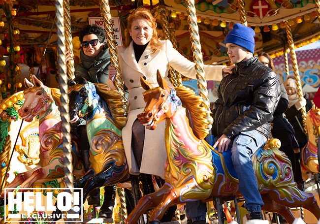 sarah ferguson on carousel ride