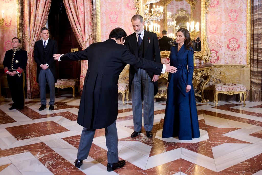 King Felipe and Queen Letizia with an ambassador