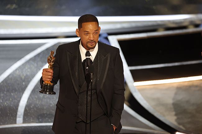 Will Smith accepts Best Actor Oscar on stage 2022