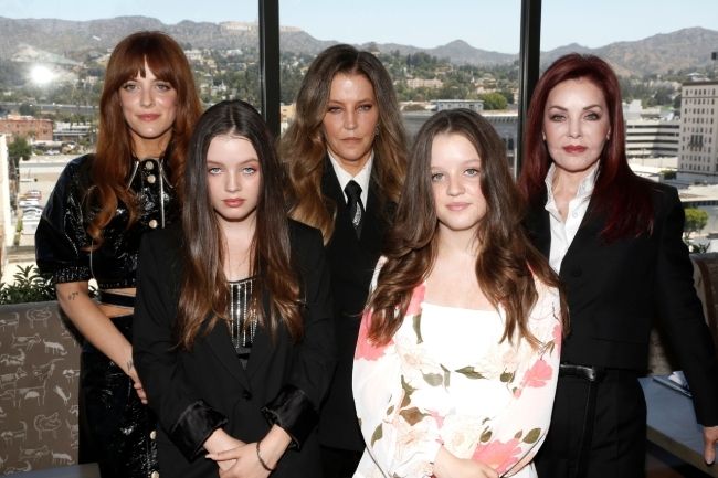 Lisa Marie Presley with her mother and her daughters