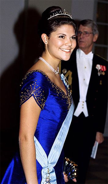 crown princess victoria of sweden wearing tiara