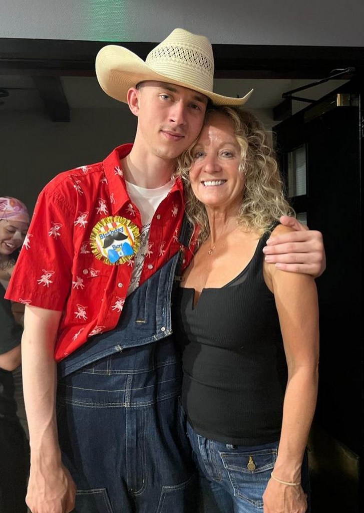 Photo shared on Instagram of Sydney Sweeney's brother Trent with their mom Lisa.