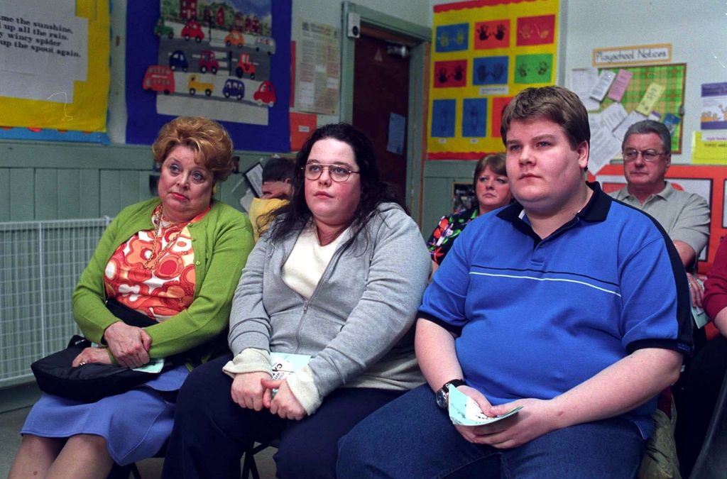 Lynda Baron, Lisa Riley and James Corden in Fat Friends