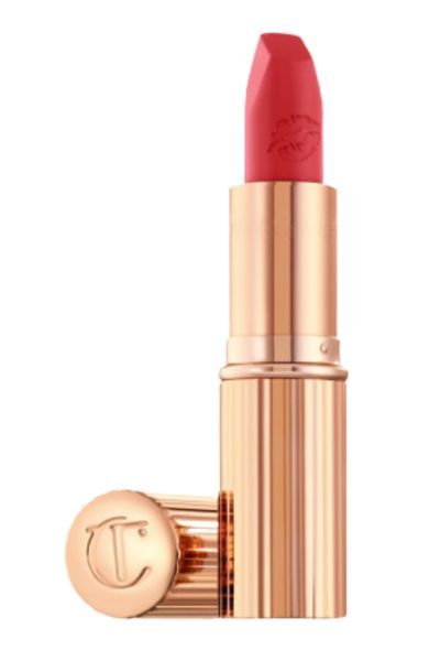 charlotte tilbury carinas love