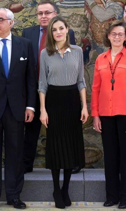 Queen Letizia pleated skirt