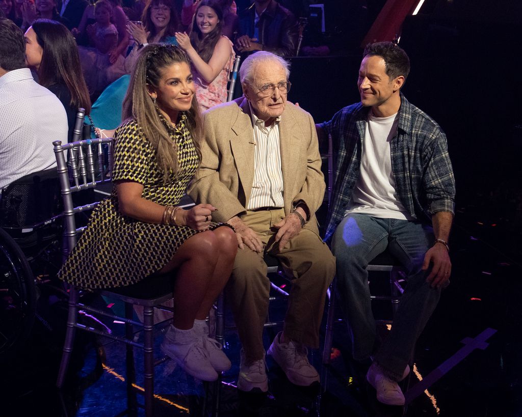 Bill Daniels, who played Mr. Feeney on Boy Meets World, reunited with former co-star Danielle Fishel on Dancing with the Stars
