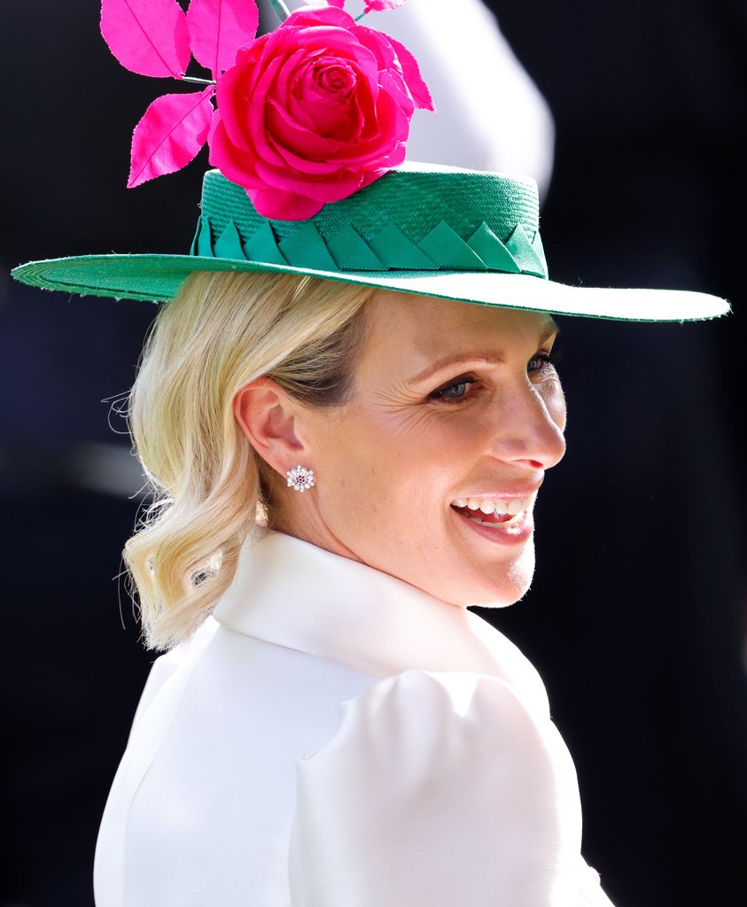 zara tindall with green hat