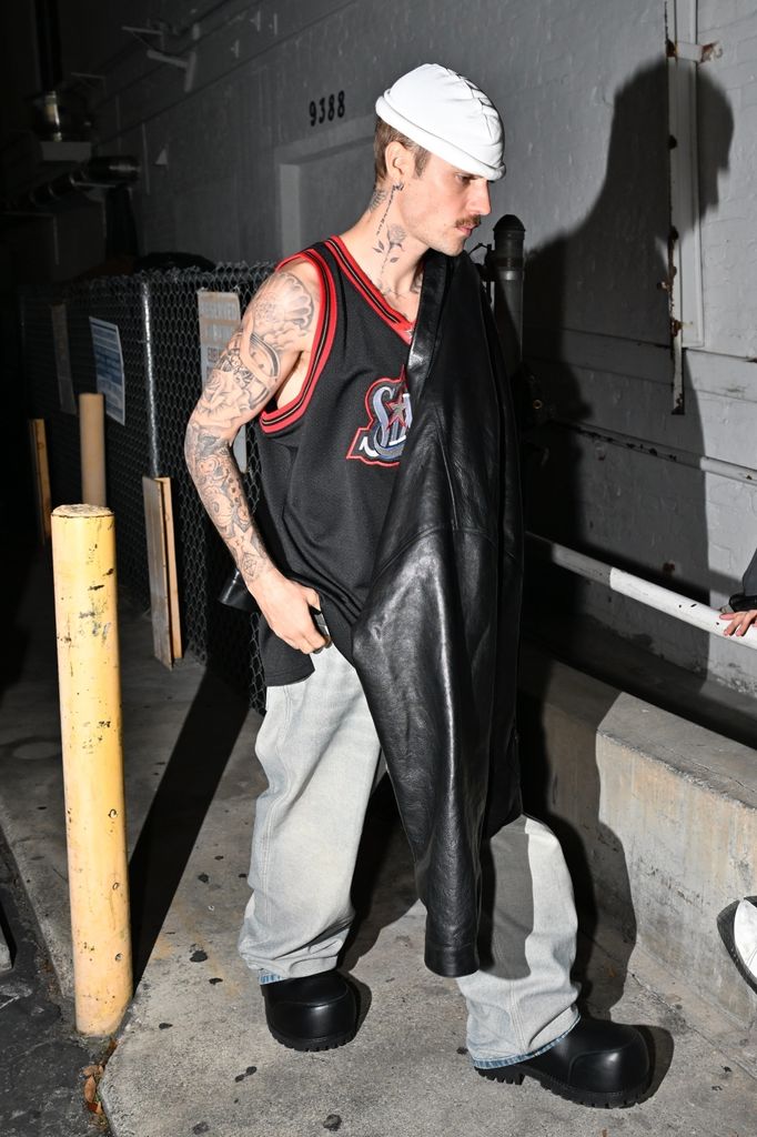 Justin Bieber in casual wear and clumpy shoes