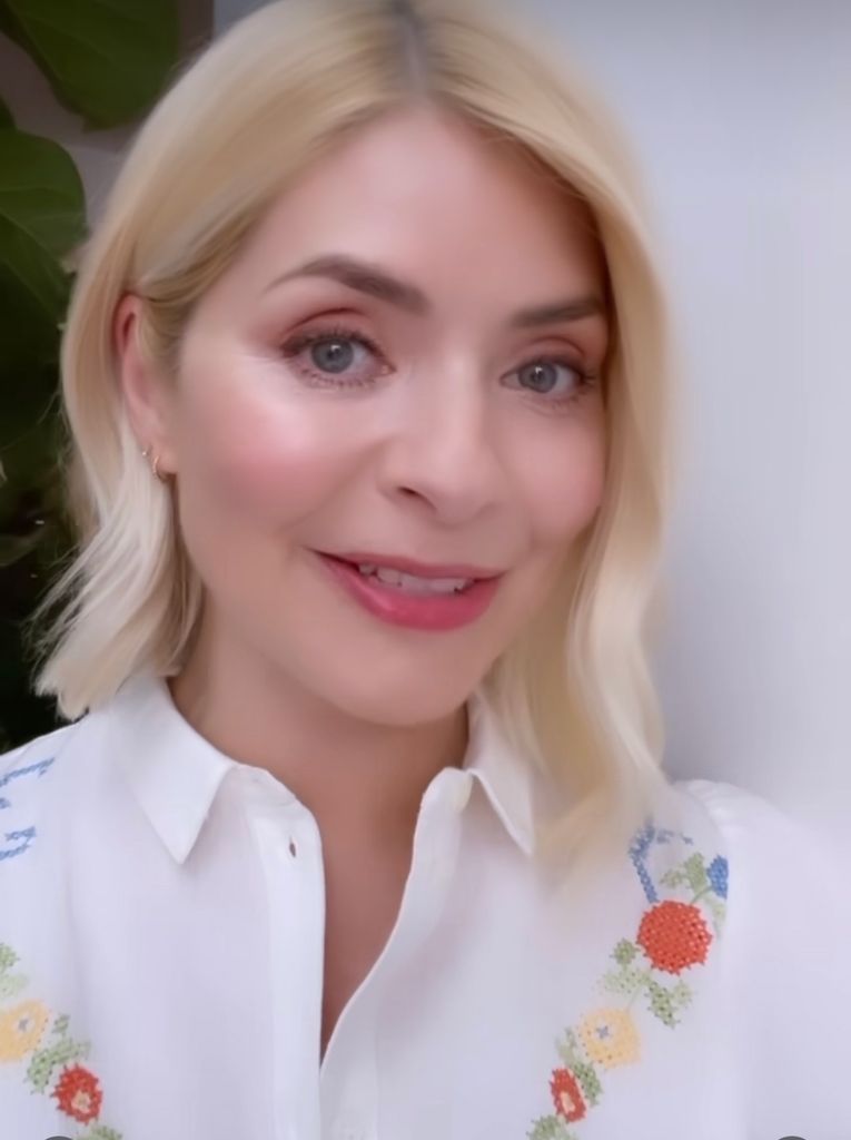 holly willoughby instagram embroidered shirt 