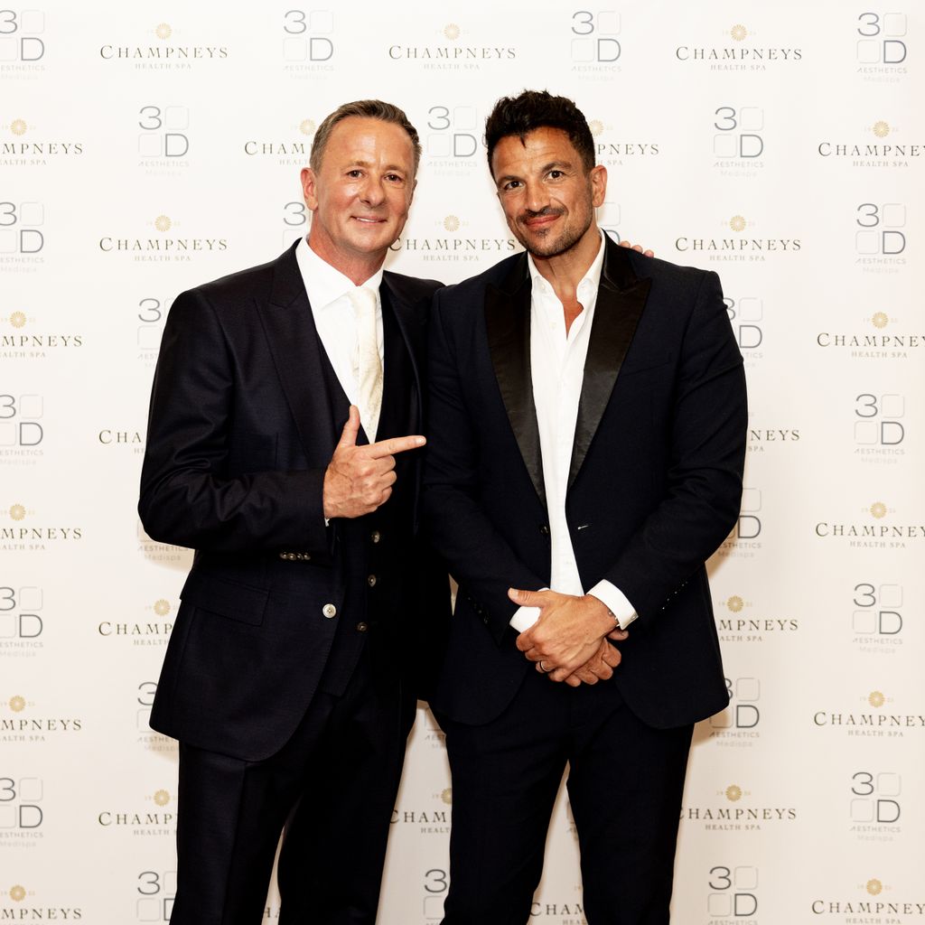 3D Aesthetics Founder and Managing Director, Roy Cowley, posing with Peter Andre at the launch event