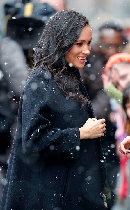 Meghan Markle greets the public in snow in Bristol in 2019