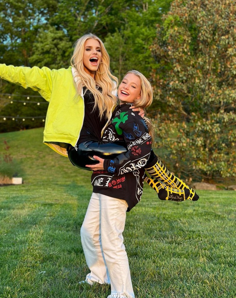 Photo posted by Jessica Simpson on Instagram May 2023 with her eldest daughter Maxwell in honor of her 11th birthday