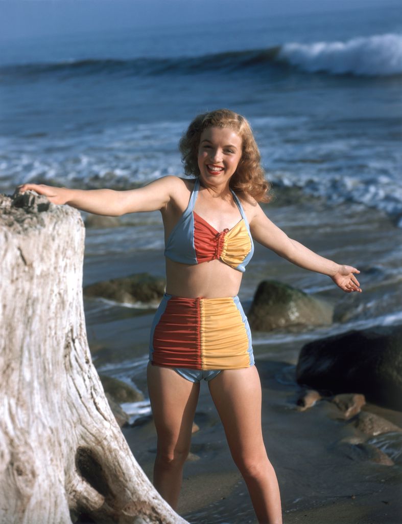 Marilyn Monroe wears a high-waisted bikini in Los Angeles, 1946