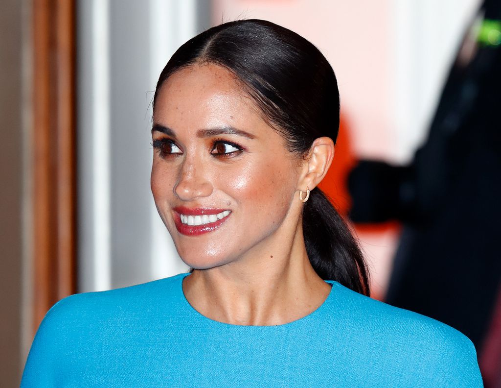 Meghan Markle dramatic makeup