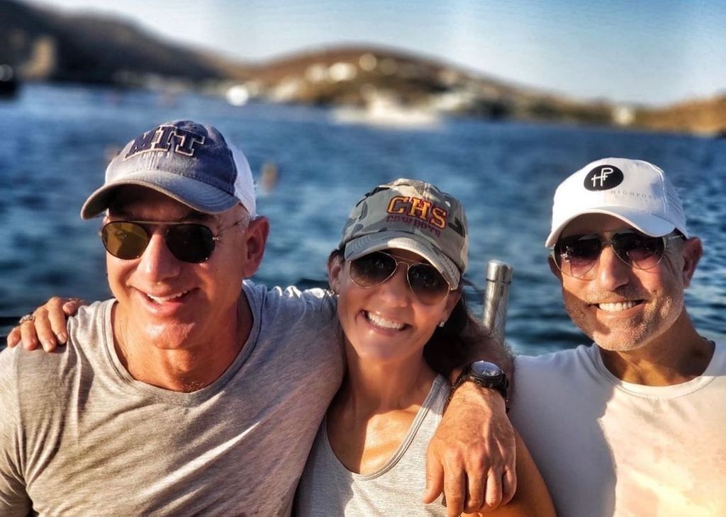 Jeff Bezos with his sister Christina and brother Mark