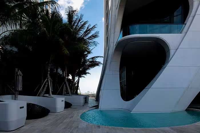 beckhams miami penthouse pool roof