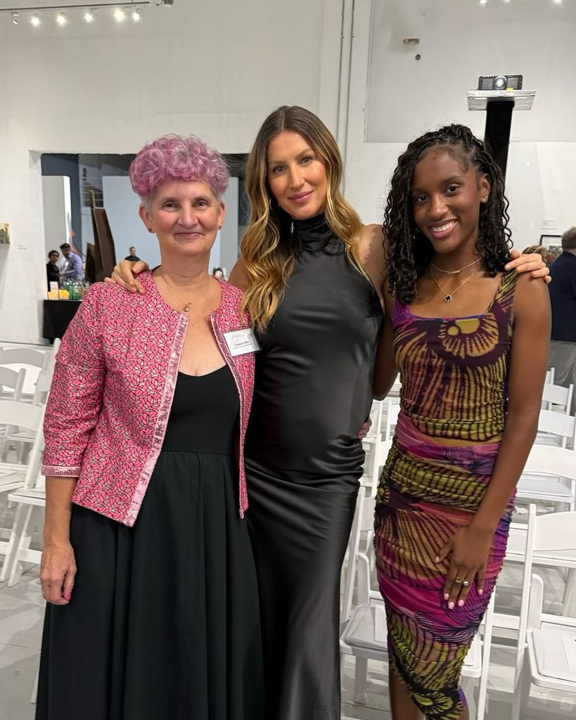 Gisele was glowing at the charity event