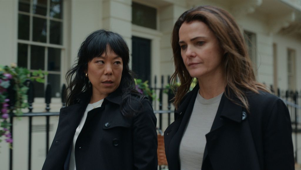 Ali Ahn as Eidra Park, Keri Russell as Kate Wyler in The Diplomat