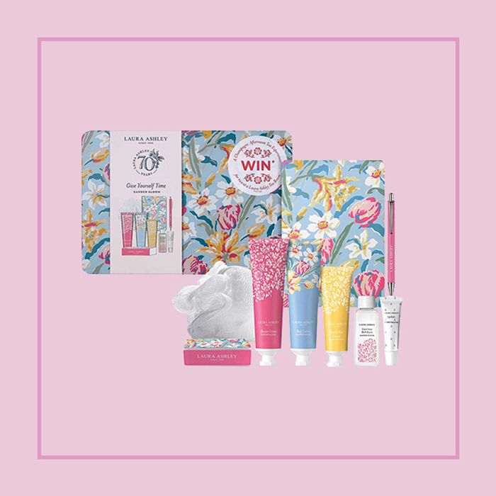 Laura Ashley pamper and stationary set 
