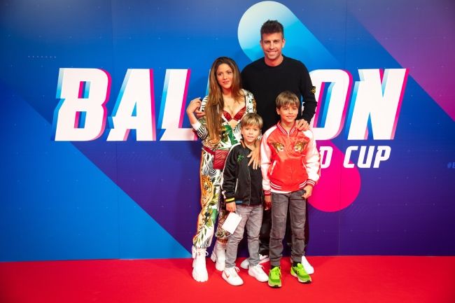 Shakira and Gerard Piqué with sons Milan and Sasha
