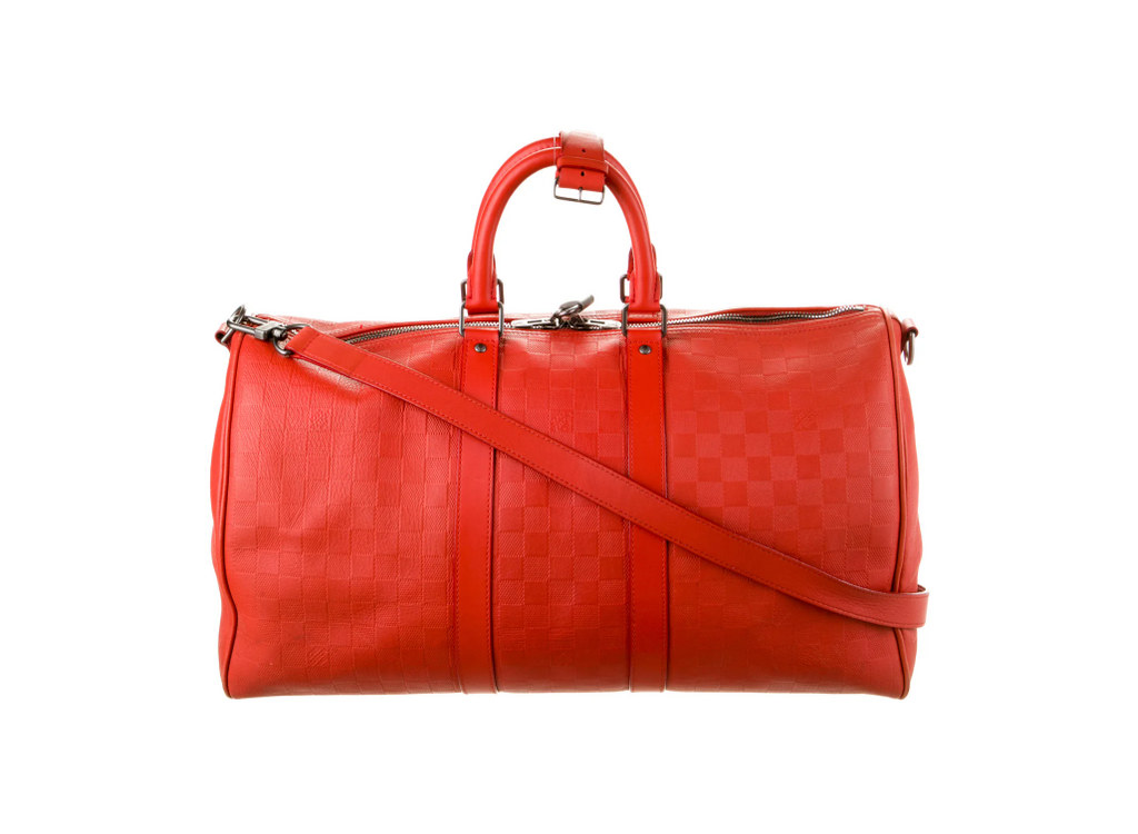 Emily Ratajkowski’s vintage Louis Vuitton gym bag is bang on trend for ...