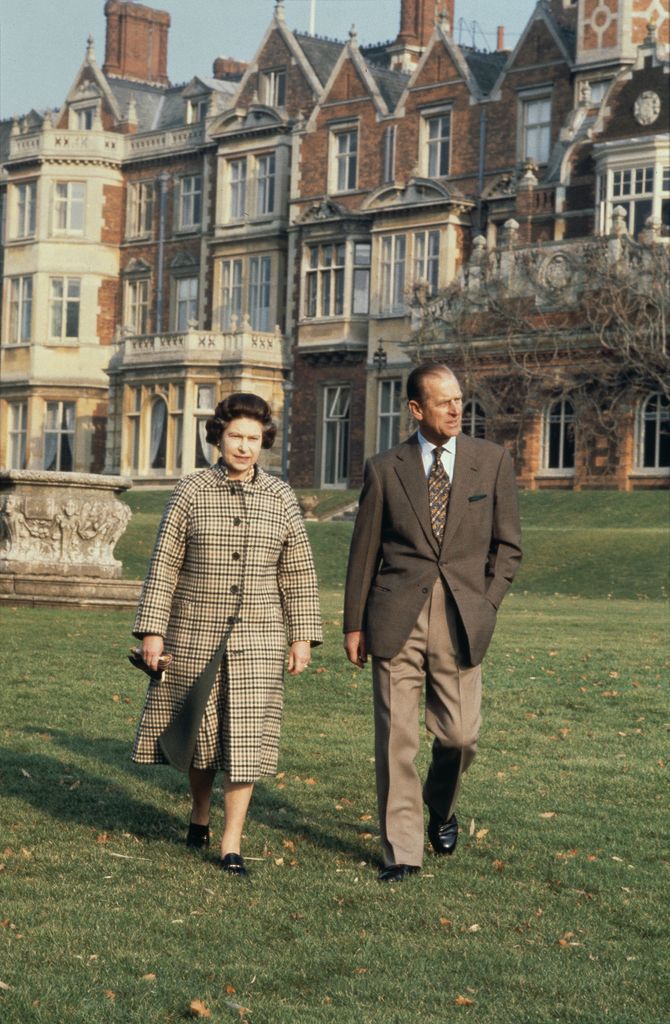 Queen Elizabeth II (1926 - 2022) on the 30th anniversary of her reign, with her husband Prince Philip (1921 - 2021) on their estate at Sandringham House, Norfolk, 4th February 1982. (Photo by Keystone/Hulton Archive/Getty Images)