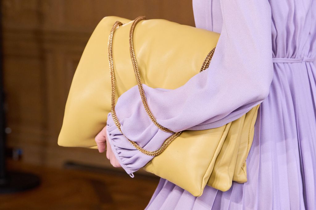 Supersized clutch bags spotted at Giamattista Vali